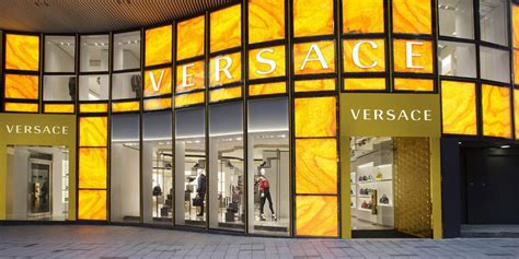 versace infringment|gianni versace lawsuit.